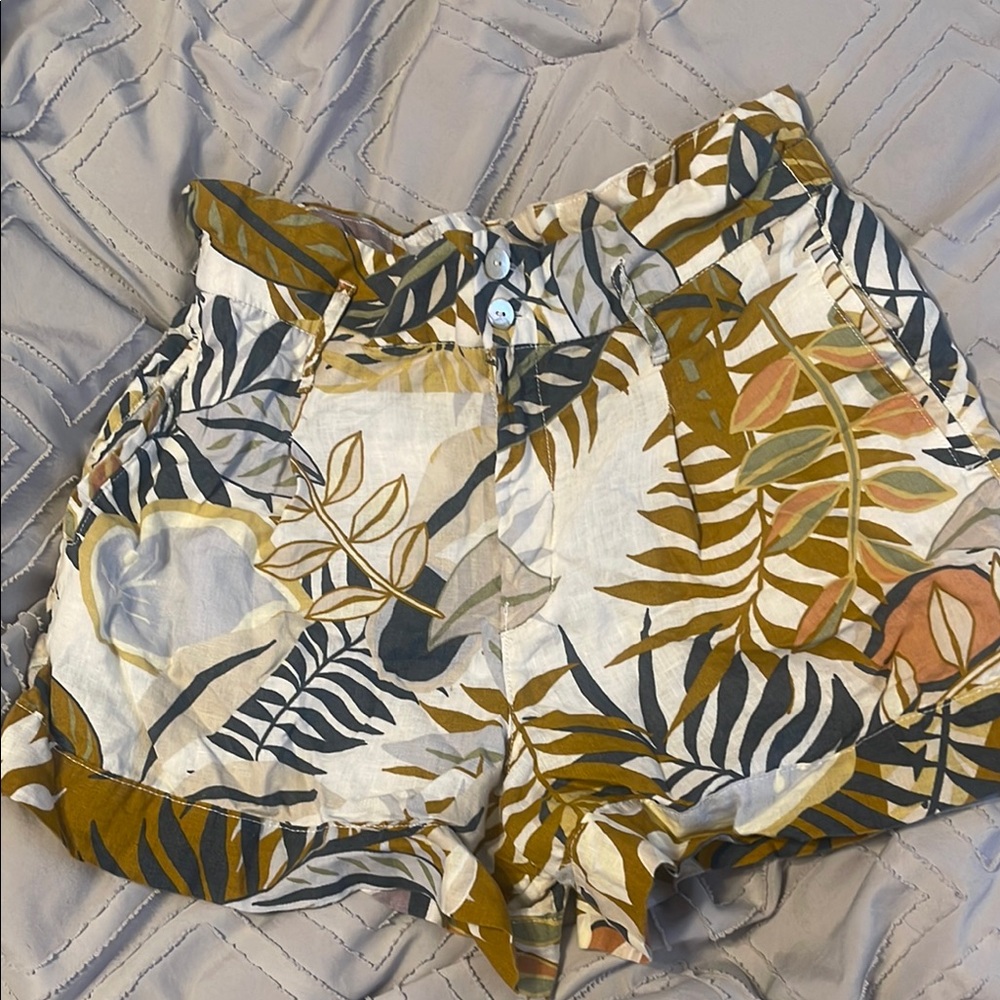 Floral Leaf Print Shorts